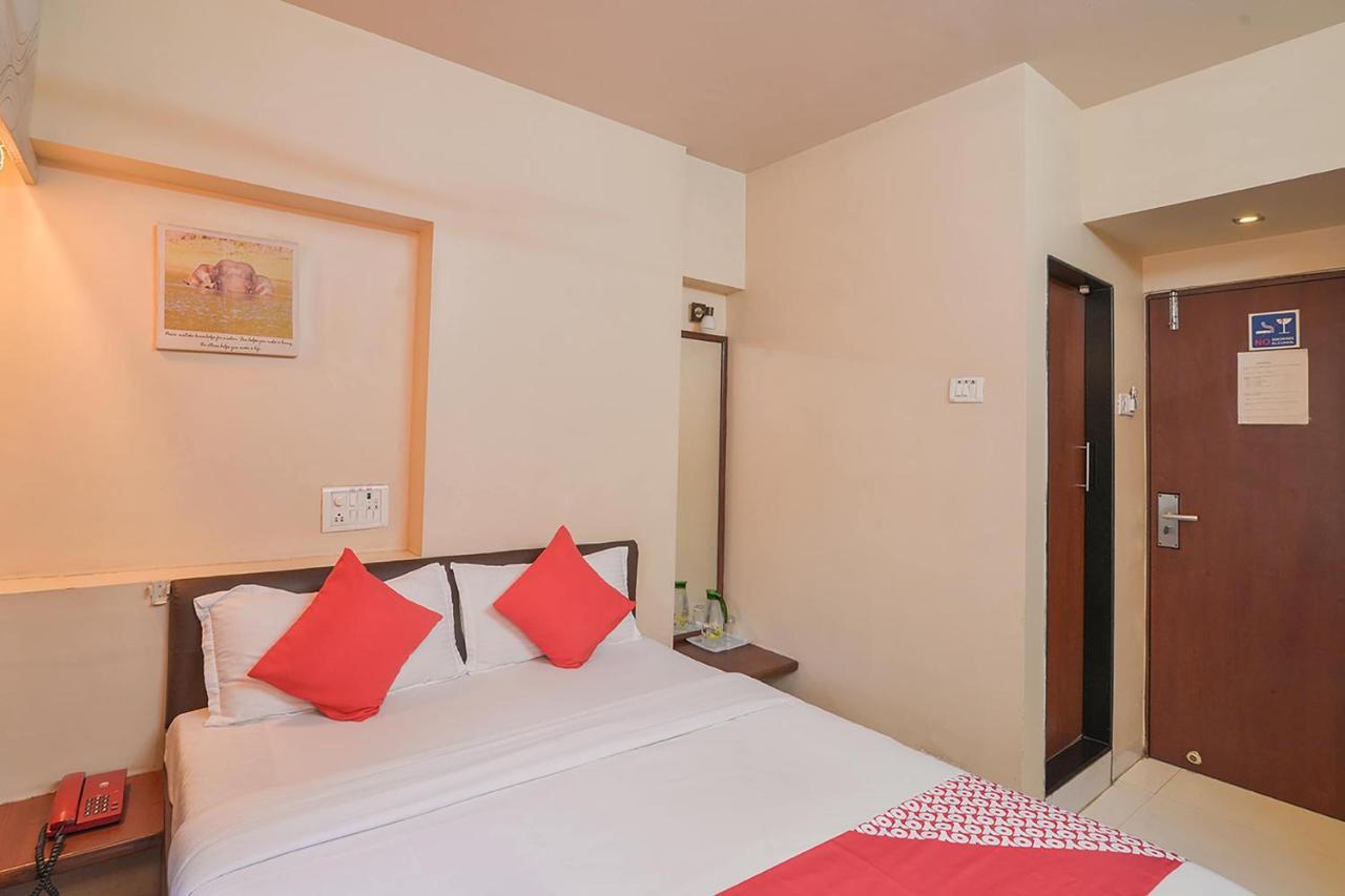 Malad Konark Apartment מראה חיצוני תמונה